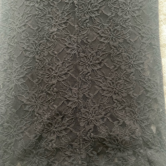 Bardot Meghan Lace Midi Dress - Picture 10 of 13